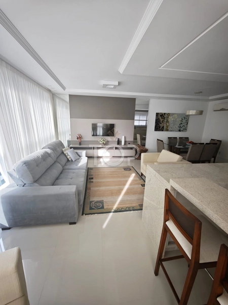 MOBILIADO EM MEIA PRAIA: 3ª foto da galeria de imagens do imóvel