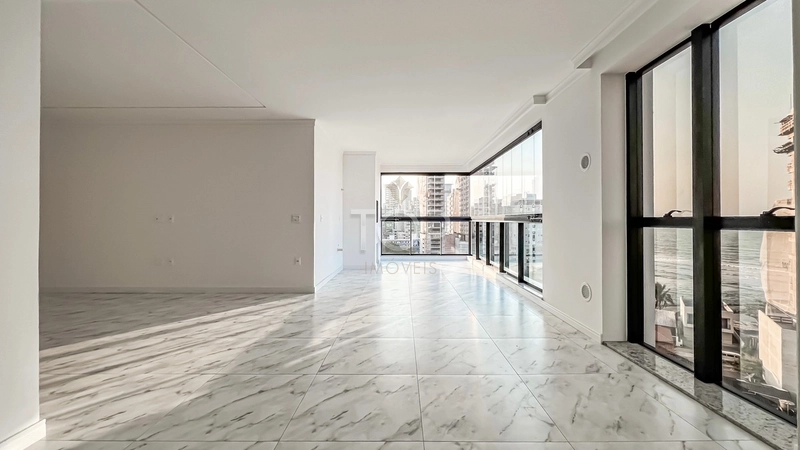 PRONTO PARA MORAR COM VISTA PARA O MAR EM PORTO BELO: 35ª foto da galeria de imagens do imóvel