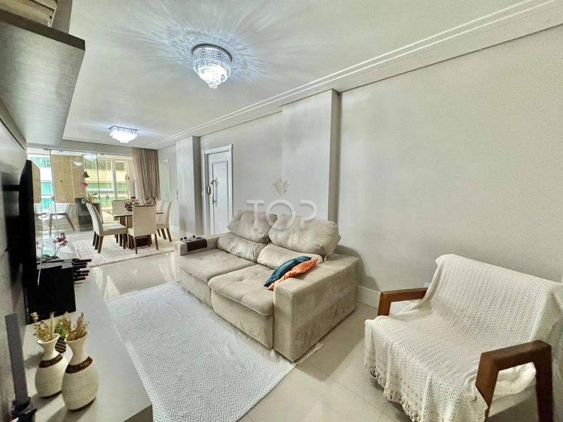 APARTAMENTO MOBILIADO COM VISTA MAR EM MEIA PRAIA: 7ª foto da galeria de imagens do imóvel