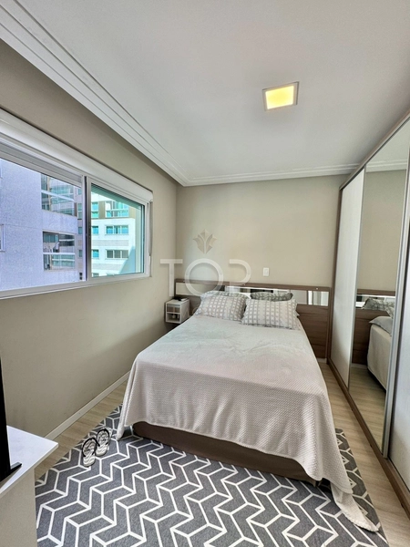 APARTAMENTO MOBILIADO COM VISTA MAR EM MEIA PRAIA: 16ª foto da galeria de imagens do imóvel