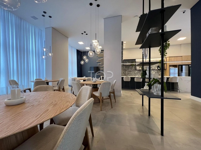 PRONTO PARA MORAR EM MEIA PRAIA: 16ª foto da galeria de imagens do imóvel