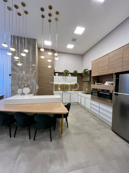 PRONTO PARA MORAR EM MEIA PRAIA: 38ª foto da galeria de imagens do imóvel