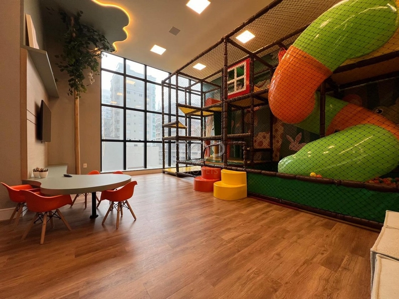 PRONTO PARA MORAR EM MEIA PRAIA: 21ª foto da galeria de imagens do imóvel