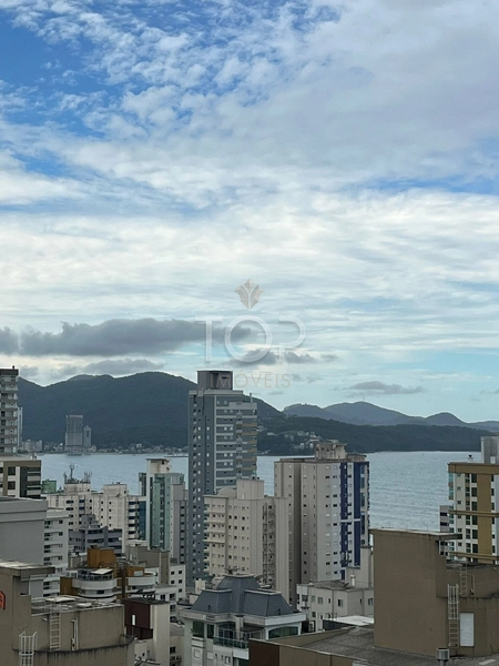 PRONTO PARA MORAR EM MEIA PRAIA: 23ª foto da galeria de imagens do imóvel