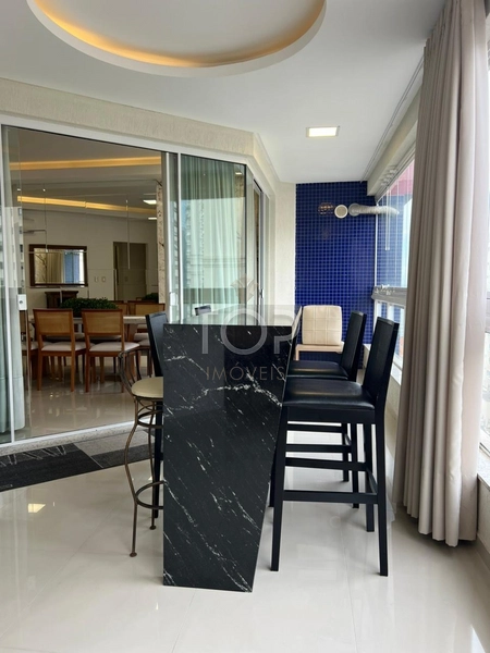 MOBILIADO EM MEIA PRAIA: 2ª foto da galeria de imagens do imóvel