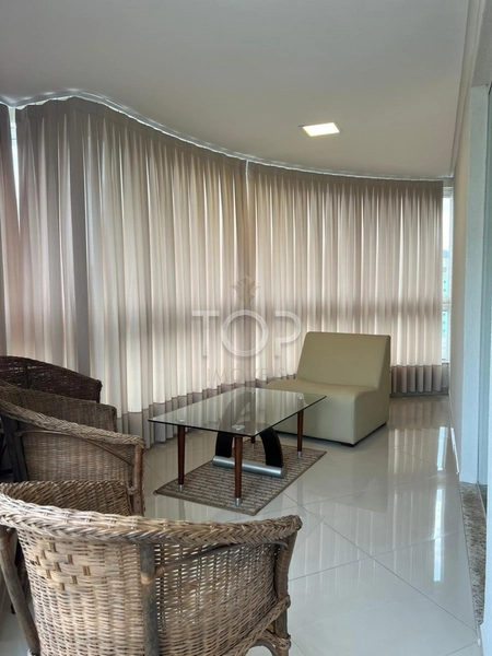 MOBILIADO EM MEIA PRAIA: 1ª foto da galeria de imagens do imóvel