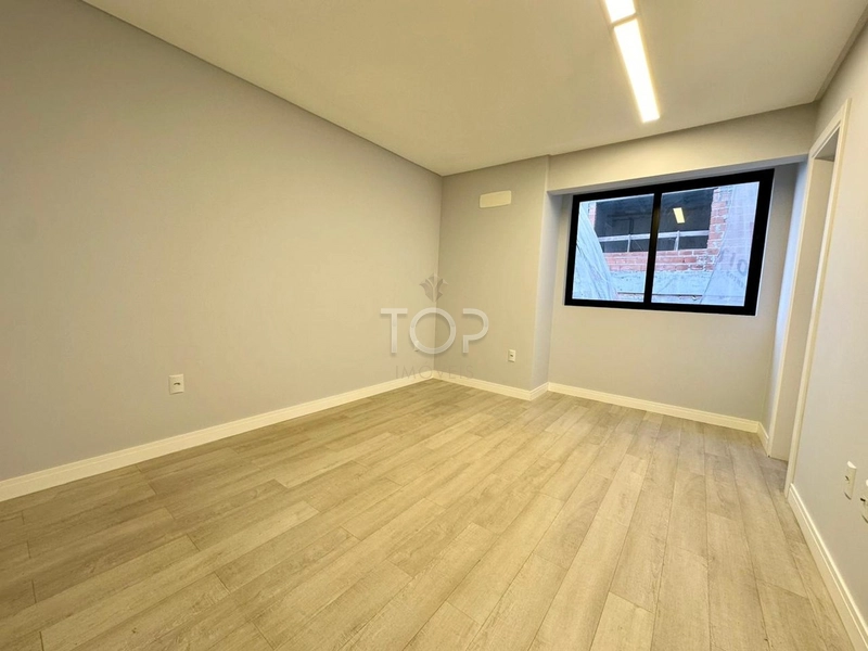 PRONTO PARA MORAR EM MEIA PRAIA: 9ª foto da galeria de imagens do imóvel