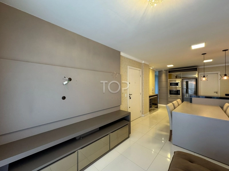 MOBILIADO EM PORTO BELO: 7ª foto da galeria de imagens do imóvel