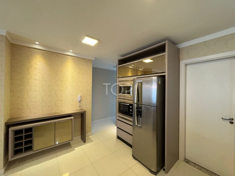 MOBILIADO EM PORTO BELO: 12ª foto da galeria de imagens do imóvel