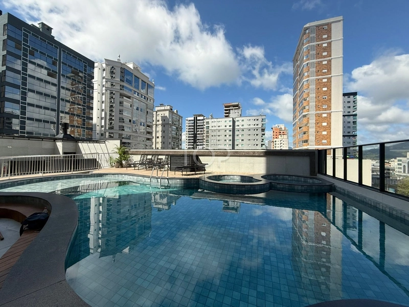 PRONTO PARA MORAR EM MEIA PRAIA: 15ª foto da galeria de imagens do imóvel