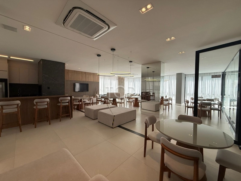 PRONTO PARA MORAR EM MEIA PRAIA: 23ª foto da galeria de imagens do imóvel