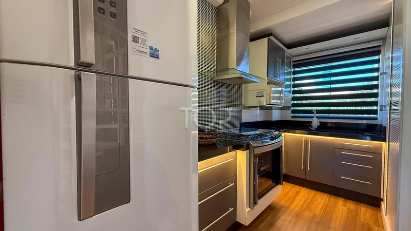 COBERTURA DUPLEX COM PISCINA EM BOMBINHAS: 3ª foto da galeria de imagens do imóvel