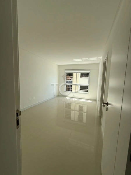 VISTA MAR PRONTO PARA MORAR EM MEIA PRAIA: 25ª foto da galeria de imagens do imóvel