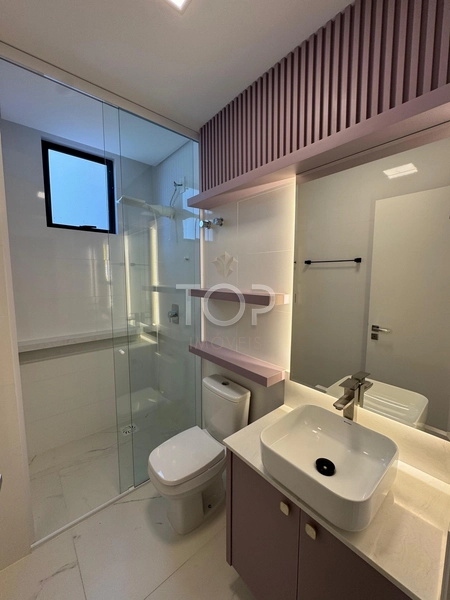 MOBILIADO EM MEIA PRAIA: 28ª foto da galeria de imagens do imóvel