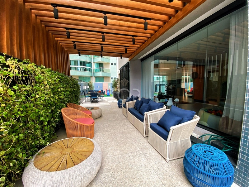 MOBILIADO EM MEIA PRAIA: 12ª foto da galeria de imagens do imóvel