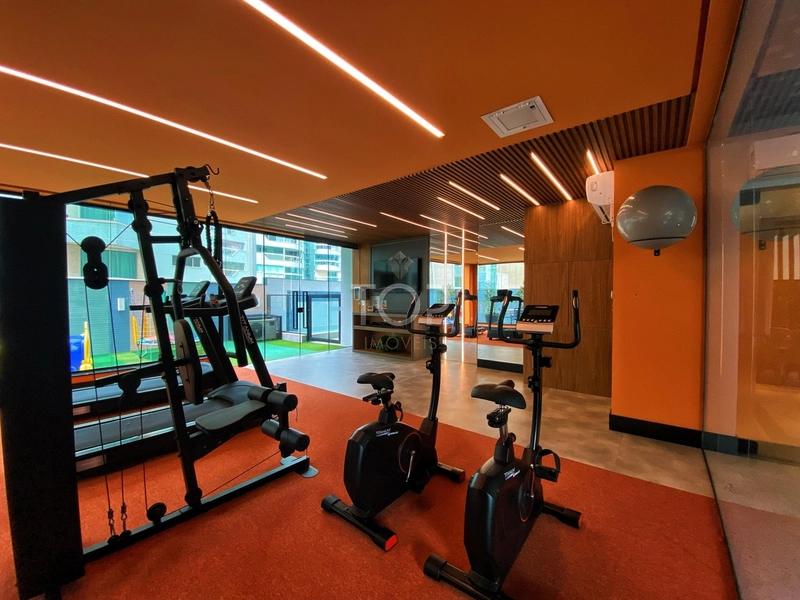 MOBILIADO EM MEIA PRAIA: 9ª foto da galeria de imagens do imóvel