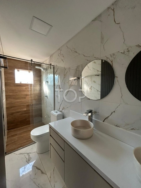 LINDA CASA COM SACADA NA SUÍTE EM ITAPEMA: 6ª foto da galeria de imagens do imóvel