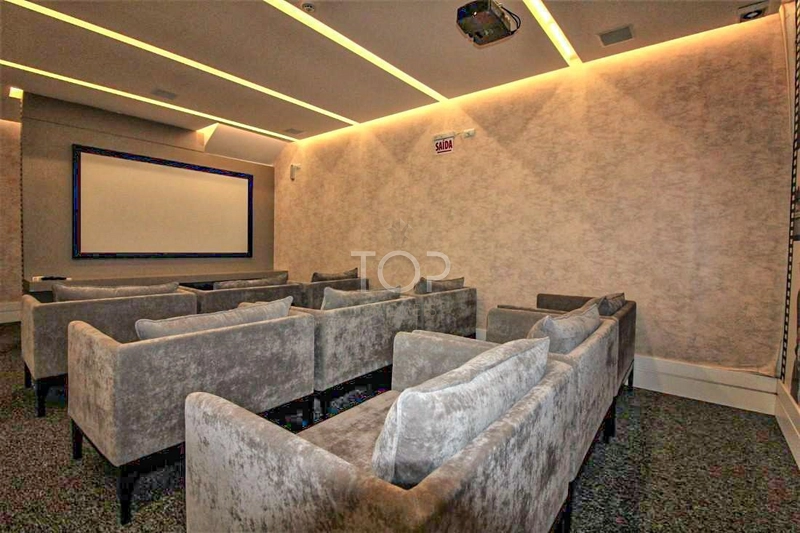 Frente mar com lazer completo na Meia Praia: 14ª foto da galeria de imagens do imóvel