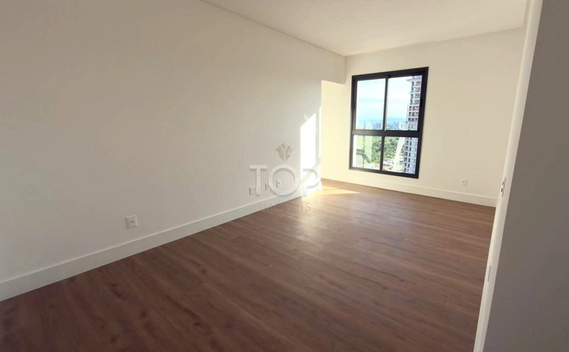 PRONTO PARA MORAR EM MEIA PRAIA: 43ª foto da galeria de imagens do imóvel