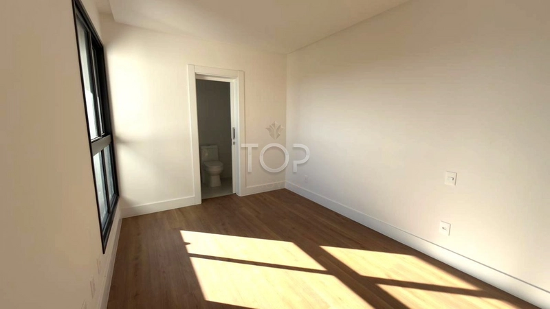 PRONTO PARA MORAR EM MEIA PRAIA: 45ª foto da galeria de imagens do imóvel