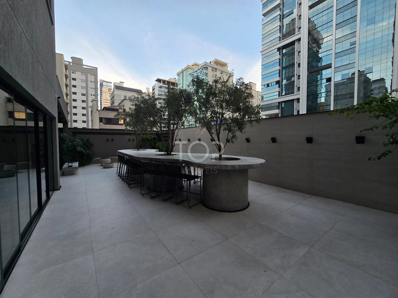 FLAT MOBILIADO EM MEIA PRAIA: 9ª foto da galeria de imagens do imóvel