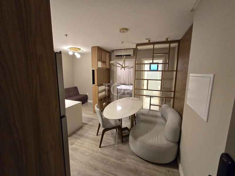 FLAT MOBILIADO EM MEIA PRAIA: 10ª foto da galeria de imagens do imóvel