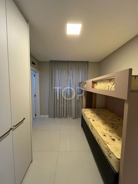 MOBILIADO EM MEIA PRAIA: 13ª foto da galeria de imagens do imóvel