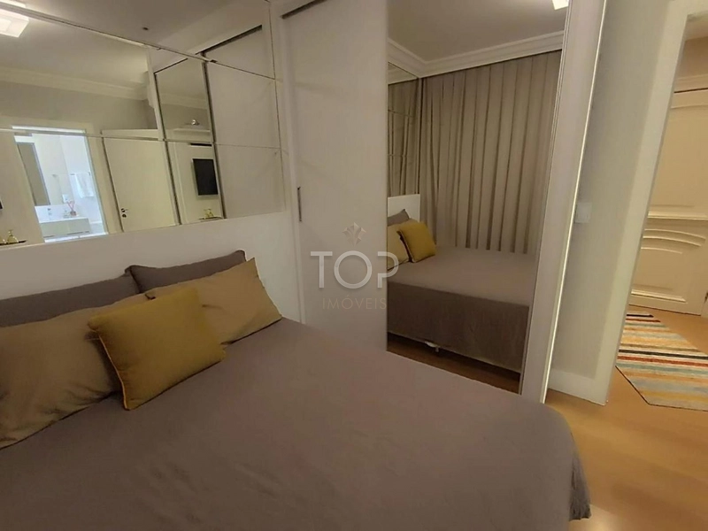 FINAMENTE MOBILIADO NA QUADRA DO MAR EM MEIA PRAIA: 30ª foto da galeria de imagens do imóvel