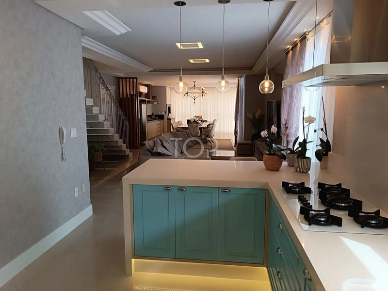 FINAMENTE MOBILIADO NA QUADRA DO MAR EM MEIA PRAIA: 11ª foto da galeria de imagens do imóvel