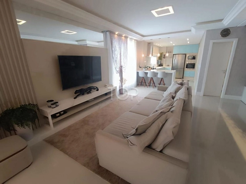 FINAMENTE MOBILIADO NA QUADRA DO MAR EM MEIA PRAIA: 3ª foto da galeria de imagens do imóvel