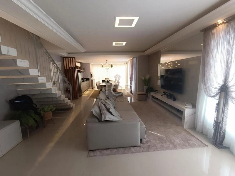 FINAMENTE MOBILIADO NA QUADRA DO MAR EM MEIA PRAIA: 7ª foto da galeria de imagens do imóvel