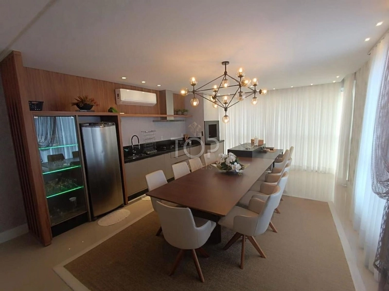 FINAMENTE MOBILIADO NA QUADRA DO MAR EM MEIA PRAIA: 34ª foto da galeria de imagens do imóvel