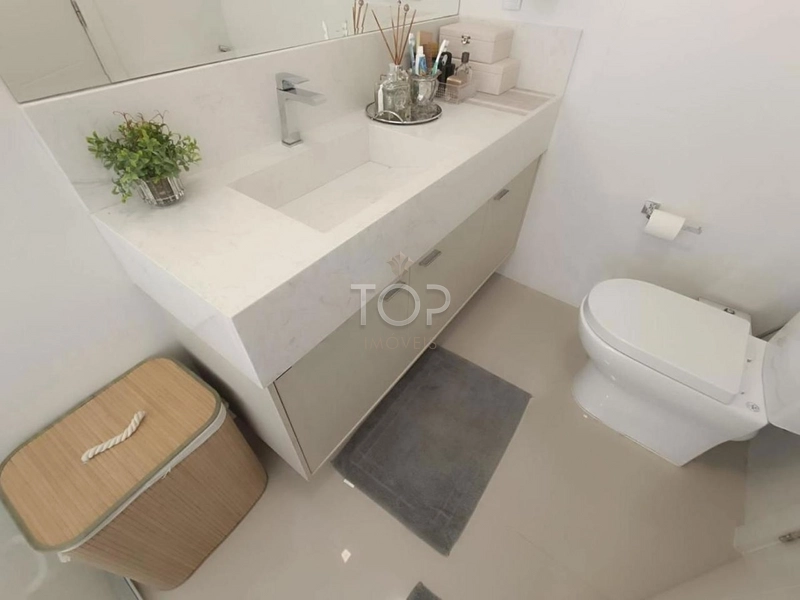 FINAMENTE MOBILIADO NA QUADRA DO MAR EM MEIA PRAIA: 15ª foto da galeria de imagens do imóvel