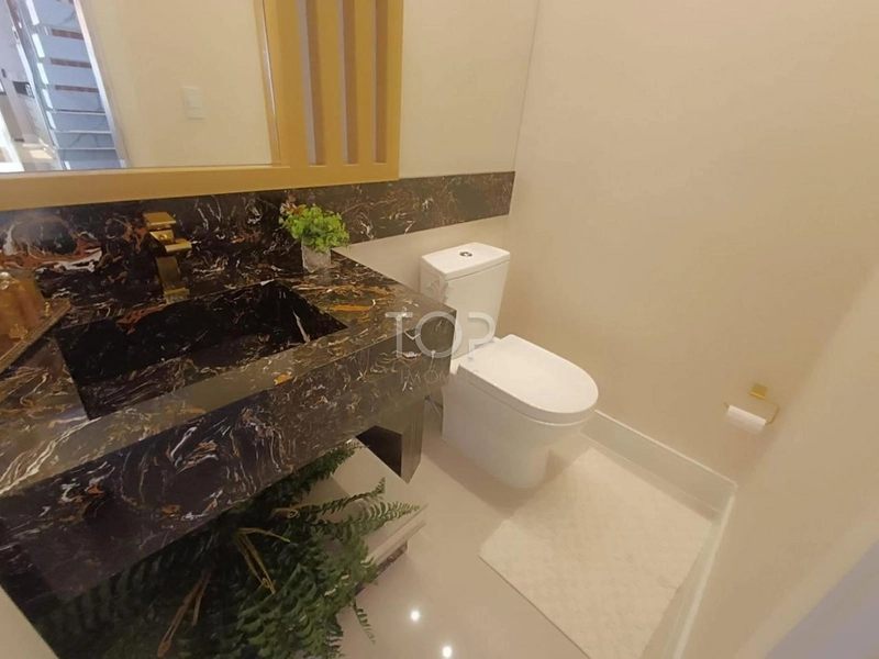 FINAMENTE MOBILIADO NA QUADRA DO MAR EM MEIA PRAIA: 8ª foto da galeria de imagens do imóvel