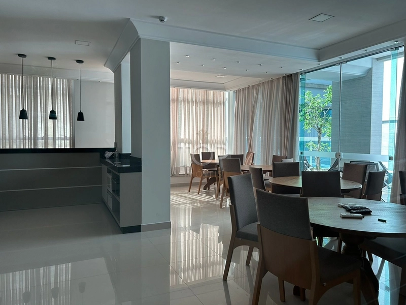 APARTAMENTO 3 SUITES FINAMENTE MOBILIADO: 2ª foto da galeria de imagens do imóvel