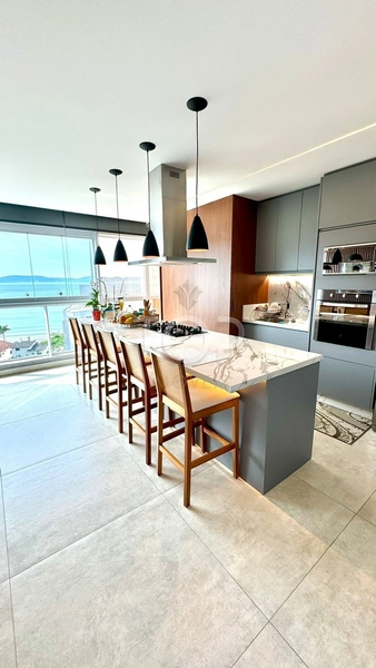 FRENTE MAR FINAMENTE MOBILIADO EM ITAPEMA: 6ª foto da galeria de imagens do imóvel