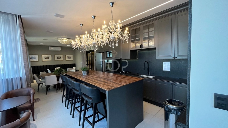 QUADRA MAR MOBILIADO EM MEIA PRAIA: 31ª foto da galeria de imagens do imóvel