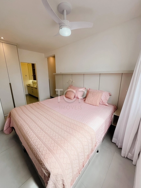 QUADRA MAR MOBILIADO EM MEIA PRAIA: 10ª foto da galeria de imagens do imóvel