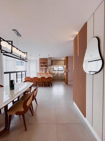 QUADRA MAR MOBILIADO EM MEIA PRAIA: 24ª foto da galeria de imagens do imóvel