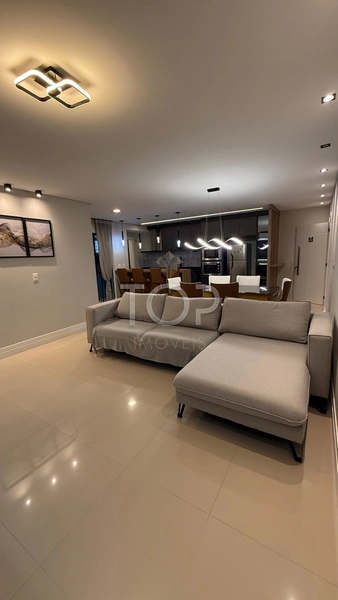 MOBILIADO EM MEIA PRAIA: 2ª foto da galeria de imagens do imóvel