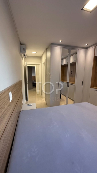 MOBILIADO EM MEIA PRAIA: 14ª foto da galeria de imagens do imóvel