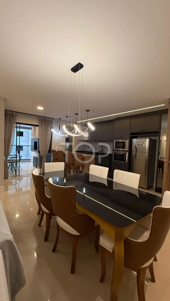 MOBILIADO EM MEIA PRAIA: 23ª foto da galeria de imagens do imóvel