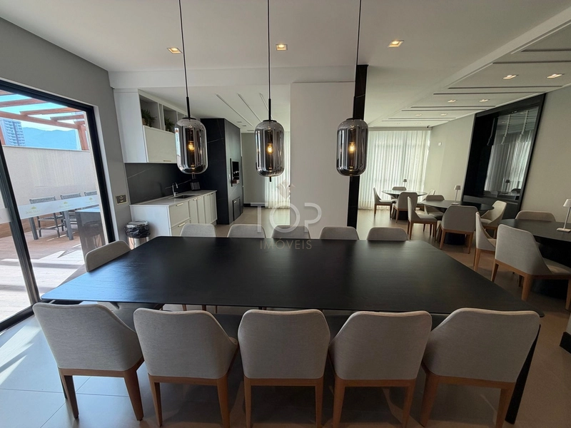 PRONTO PARA MORAR EM MEIA PRAIA: 12ª foto da galeria de imagens do imóvel