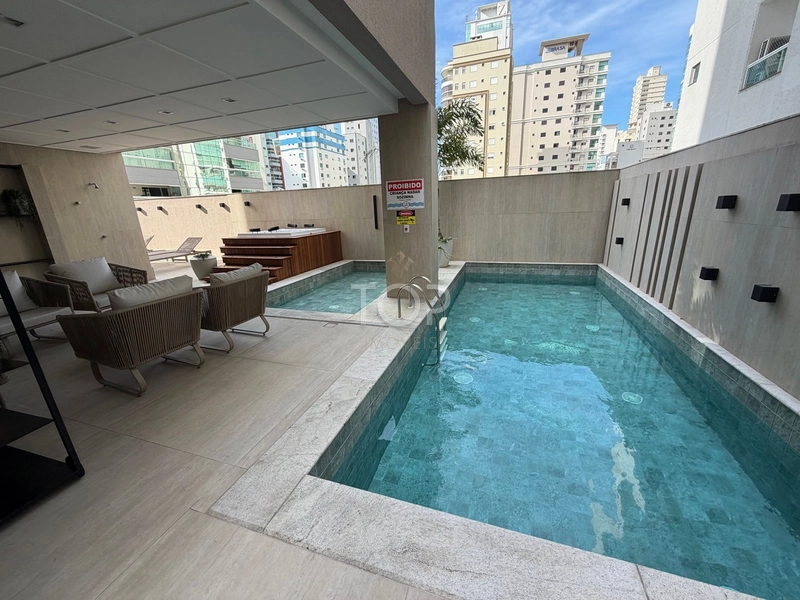 PRONTO PARA MORAR EM MEIA PRAIA: 8ª foto da galeria de imagens do imóvel