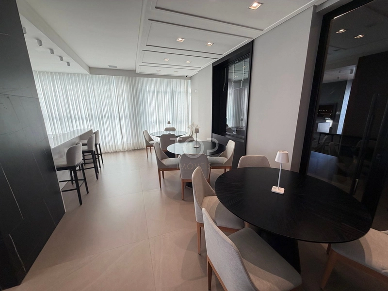 PRONTO PARA MORAR EM MEIA PRAIA: 13ª foto da galeria de imagens do imóvel