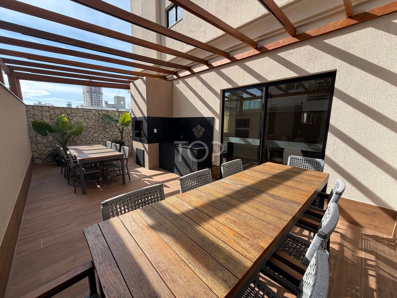 PRONTO PARA MORAR EM MEIA PRAIA: 17ª foto da galeria de imagens do imóvel