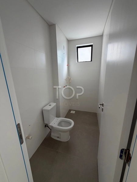 PRONTO PARA MORAR EM MEIA PRAIA: 25ª foto da galeria de imagens do imóvel