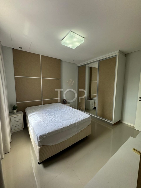 DUPLEX MOBILIADO EM MEIA PRAIA: 14ª foto da galeria de imagens do imóvel
