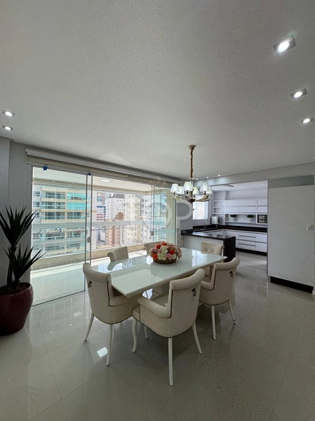 DUPLEX MOBILIADO EM MEIA PRAIA: 2ª foto da galeria de imagens do imóvel