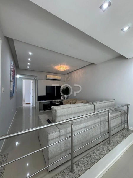 DUPLEX MOBILIADO EM MEIA PRAIA: 13ª foto da galeria de imagens do imóvel